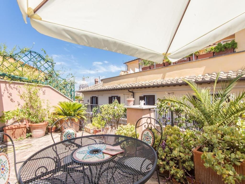 Apartment Condotti Terrace Rome Bagian luar foto