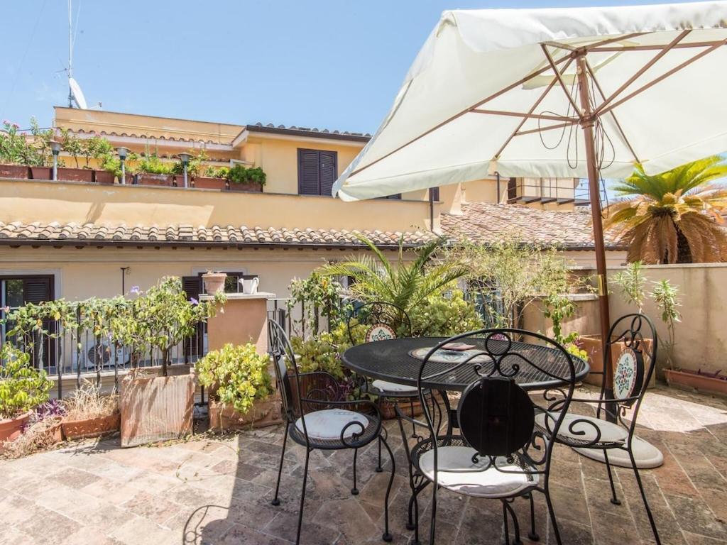 Apartment Condotti Terrace Rome Bagian luar foto